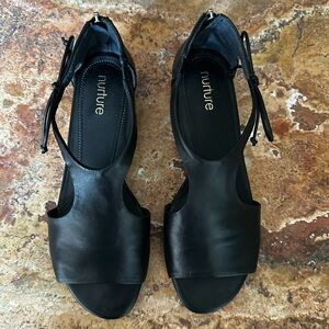 Nurture Grenata Black Leather Open Toe Sandals with Block Heel Women's Size 6